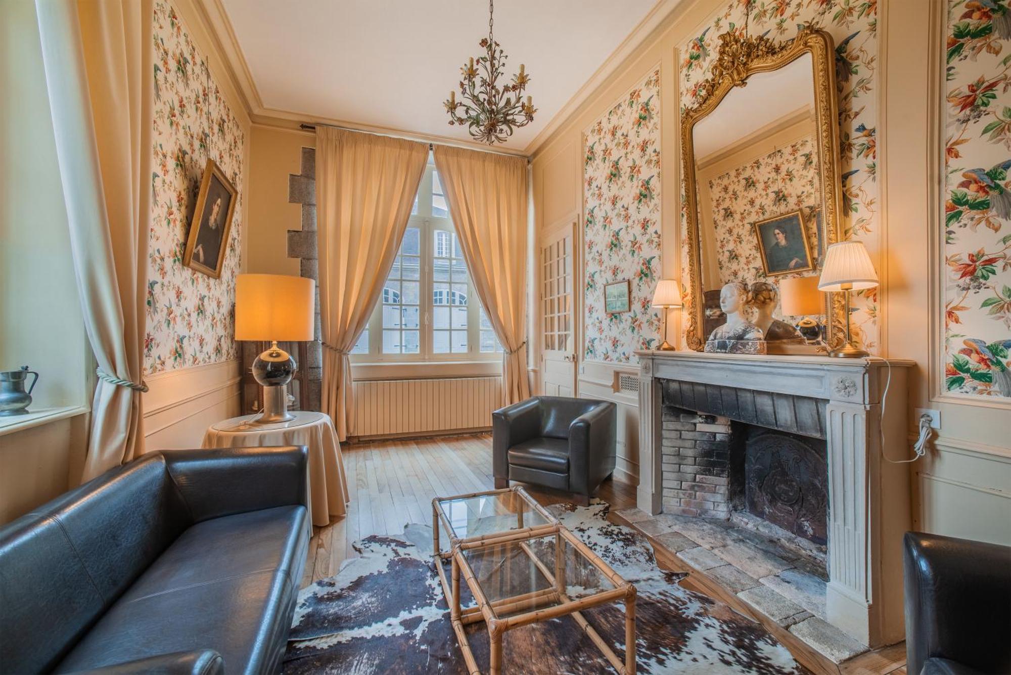 Ferienhaus Chateau De Bouceel Mont Saint Michel Vergoncey