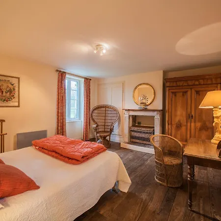 Holiday Home Chateau De Bouceel Mont Saint Michel Vergoncey Room photo