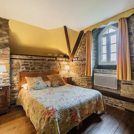 Holiday Home Chateau De Bouceel Mont Saint Michel Vergoncey Room photo